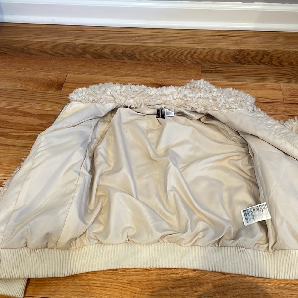 Jacket - Picture 3 of 5